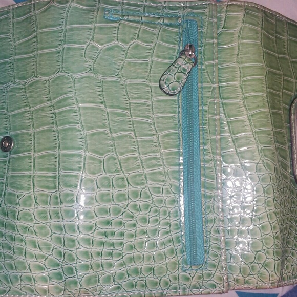 MINT GREEN PURSE WITH MATCHING WALLET - Picture 8 of 8